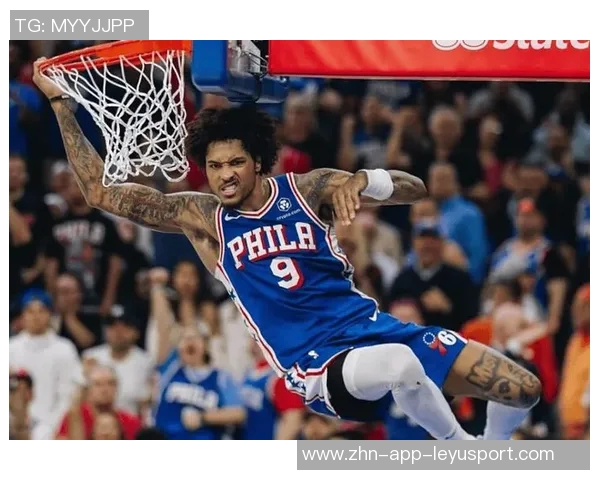 乌布雷半场表现全面贡献12分5板2助2断1帽展现全能实力