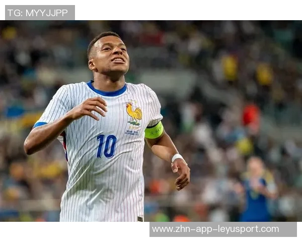 德尚透露姆巴佩脚踝伤势未恶化但换下前再遭撞击引担忧