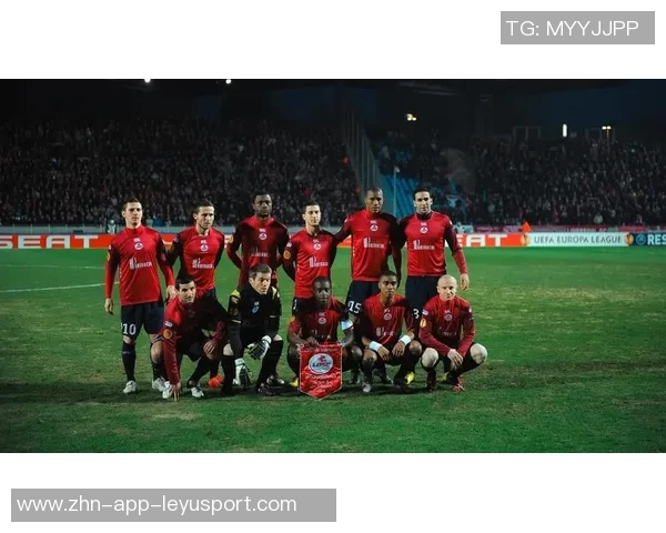 费耶诺德球场安保在欧联资格赛后遭袭警方持续调查中