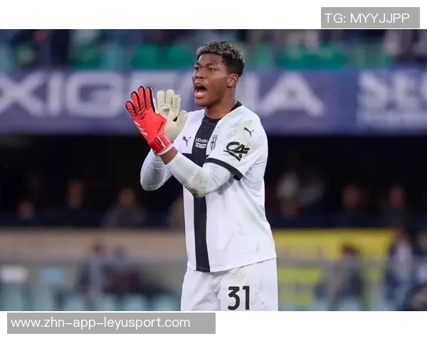 阿尔米隆精彩凌空射门成功破门铃木彩艳毫无反应