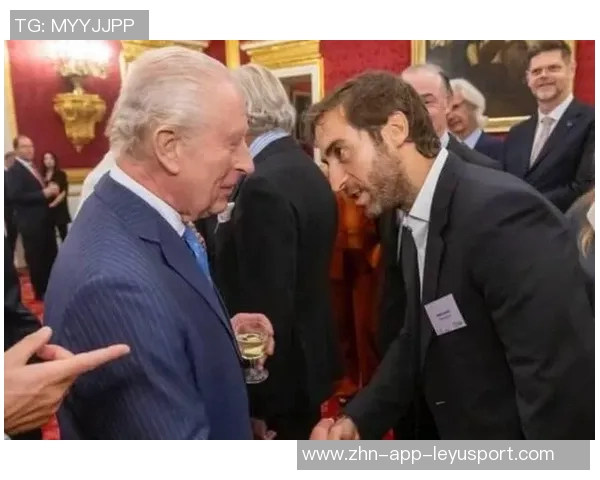 阿森纳旧将弗拉米尼商业成功资产超越克伦克达百亿镑 阿森纳旧将弗拉米尼商业成功资产超越克伦克达百亿镑